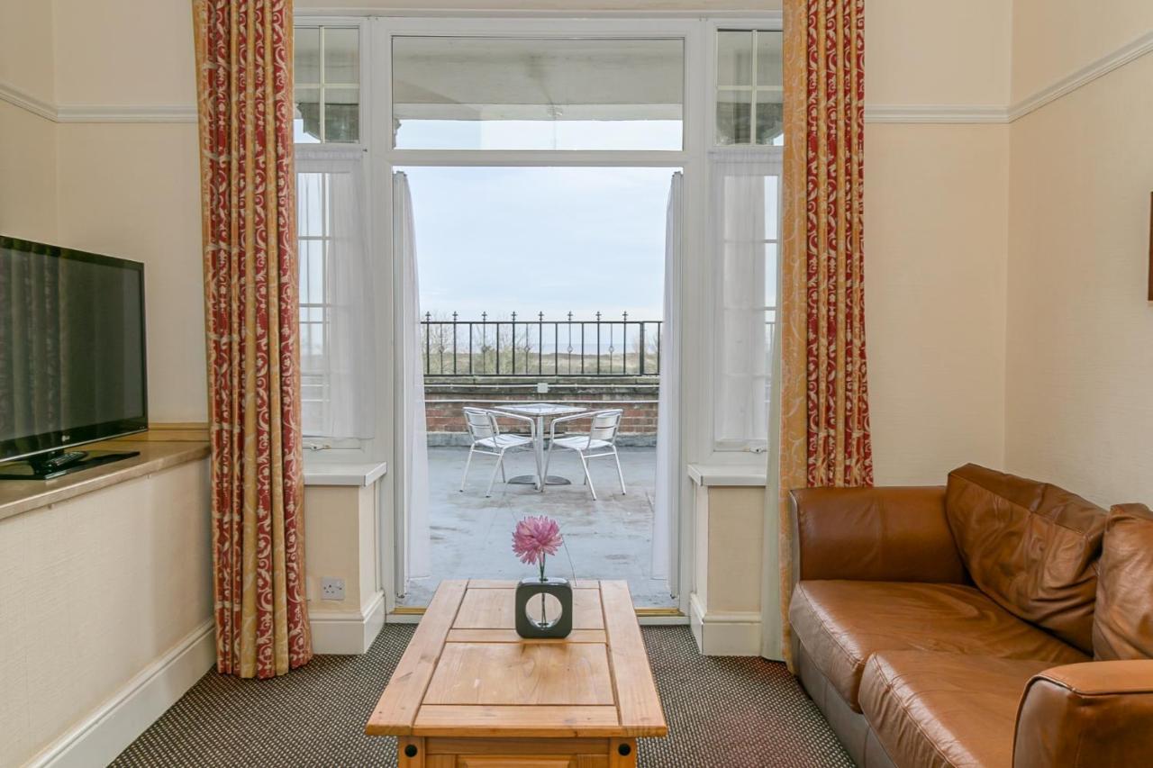 Skegness The Royal Hotel エクステリア 写真